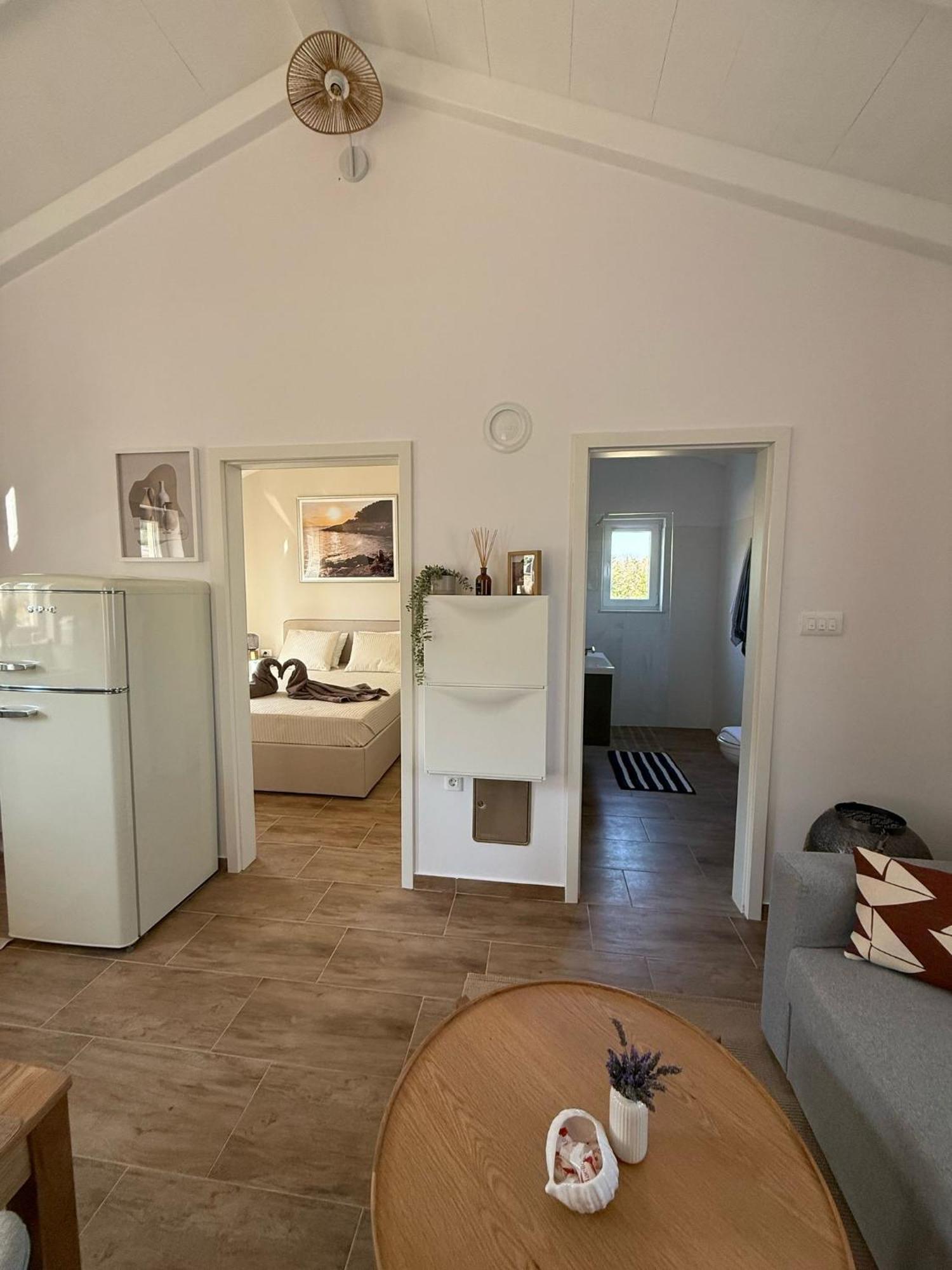 Guest House Lena, Nerezine, Mali Losinj Ngoại thất bức ảnh