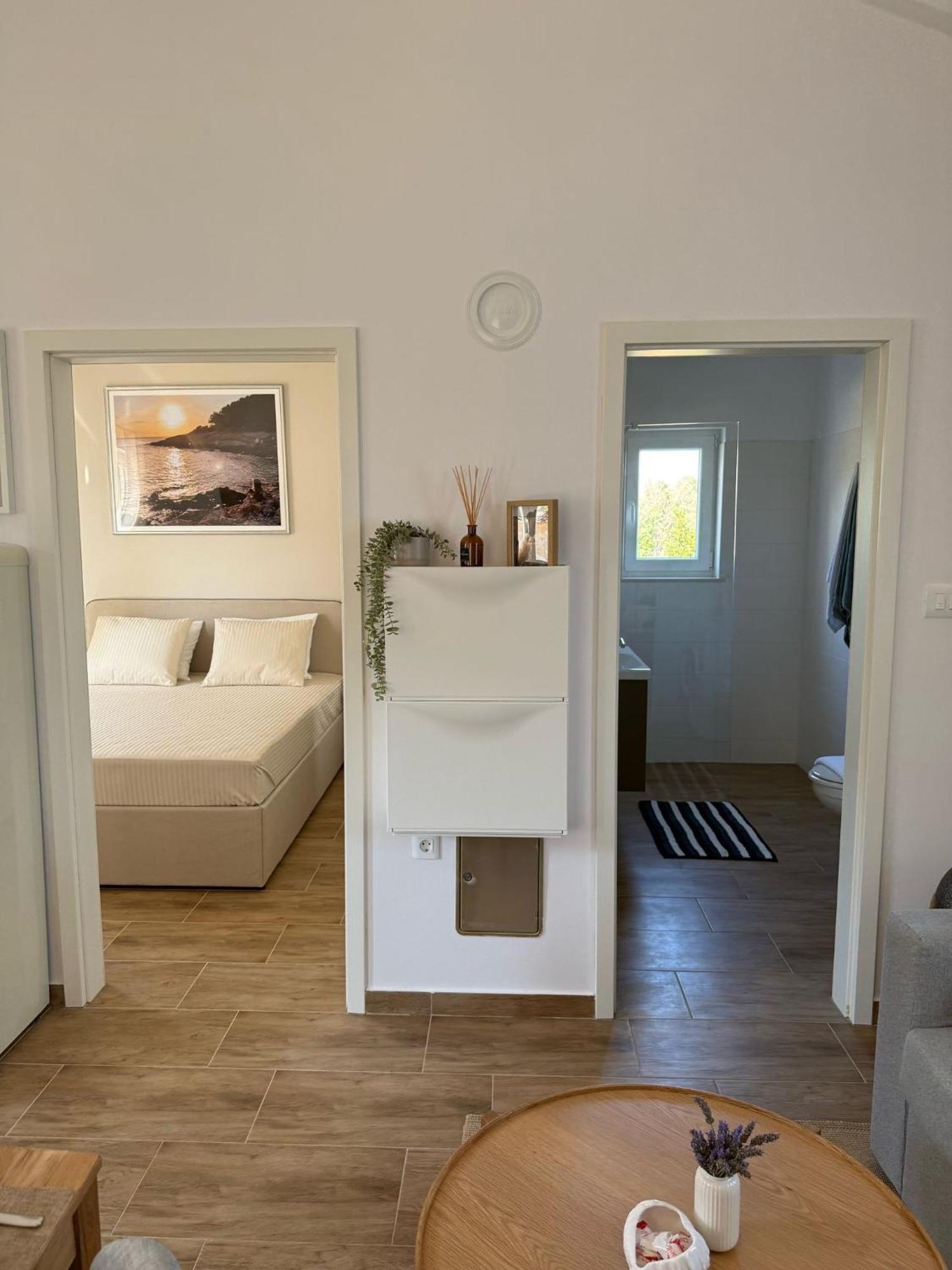 Guest House Lena, Nerezine, Mali Losinj Ngoại thất bức ảnh